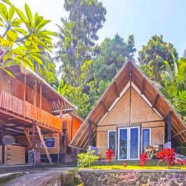 Rejeng Bungalow Near Gangga Waterfall Lombok, מלון בLuk