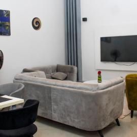 Viesnīca Résidence ILEWA proche mer avec grande Terrasse Fidjrosse Cotonou pilsētā Kotonu