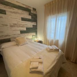 Casa Rural Fuente la Teja, hotel u gradu Espinosa de Henares