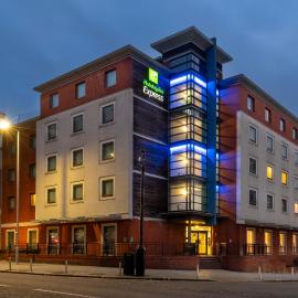 Holiday Inn Express Stevenage by IHG, hotell sihtkohas Stevenage