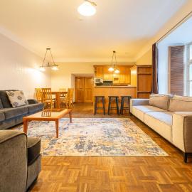 Old Town - Kohtu Apartment