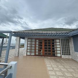 At home Sriracha Sea view