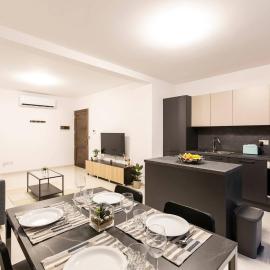 Beautiful Modern Central 2BR Apt, hotel in Taʼ Xbiex