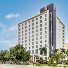 Fiesta Inn Merida, khách sạn ở Mérida