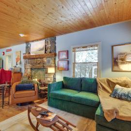 Mountain Getaway | Near Hiking & Okemo Resort, hotel di Ludlow
