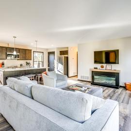 Golf, Hike & Boat: Home w/ Fire Pit in Friendship, hotel i Friendship