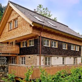 Haldenmühle, Luxus Schwarzwald-Retreat mit Sauna by living TIMELESS, hotel i Simonswald