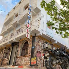 Hôtel Restaurant Ali، فندق في ميدلت