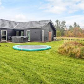 12 person holiday home in Ansager-By Traum