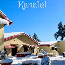 Kana Mud An Ethnic Village Resort - Beautiful View of Gangotri Mountains, hotel Kanatalban