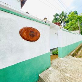Villa Minos, hotel in Hikkaduwa
