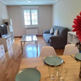 Apartamento con 3 dormitorios y garaje a 10 minutos de Valladolid