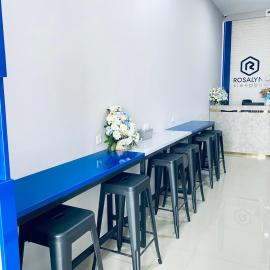 Rosalyne Sleepbox Denpasar Bali, hotel a Seminyak