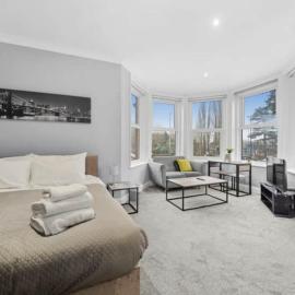 BridgeCity Lovely Studio Apartment Free Parking in Maidstone