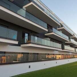Contemporary One-Bedroom Apartment, hotel a Algarrobo