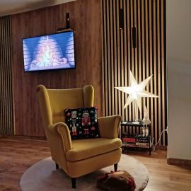 Mieszkanie nad Jeziorem Rożnowskim, hotel in Rożnów