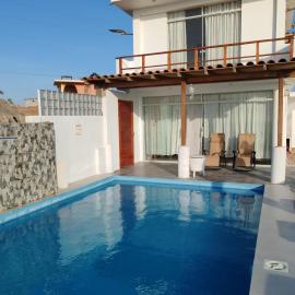 HOUSE WHITE VICHAYITO BEACH, hotel in Vichayito