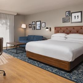 Four Points by Sheraton Bakersfield – hotel w mieście Bakersfield
