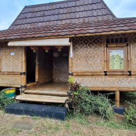 Kebun Teduh Sukaharja Cijeruk Bogor, hotel in Palasari