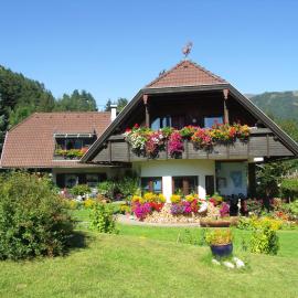 Apartments Krista, ξενοδοχείο σε Seeboden