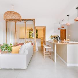 Hermès - Loft avec jacuzzi & terrasse – hotel w mieście Nyons