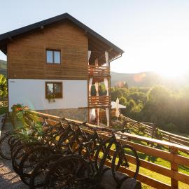 B&B Apartments Burić Plitvice Lakes, hotel i Plitvička Jezera