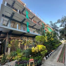 Niribili Homestay, hôtel à Majuli