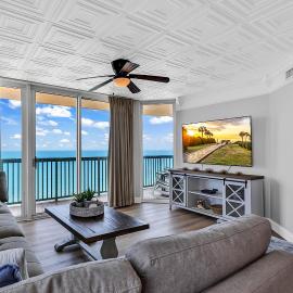 4BR Oceanfront Corner Condo NMB, hotel in Myrtle Beach