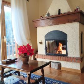 Appartamento Acero Rosso, hotel em Borno