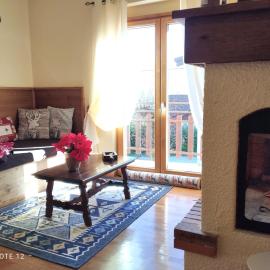 Appartamento Acero Rosso, hotel a Borno