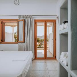 Theros, hotel di Livadakia