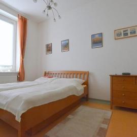 Promenáda, hotell sihtkohas Horní Maršov