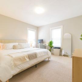King Bed Downtown Suite Port City Stays
