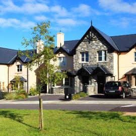 Ardmullen Walnut 3 Bed Holiday Home, hotel sa Kenmare
