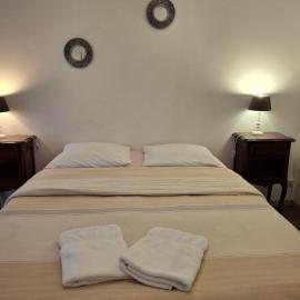 La Caravelle 3, hotel u gradu Thiers