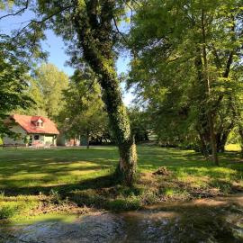 Chalet de l'Yères à Canehan - pêche privée - accueil "Pet Friendly", Hotel in Canehan