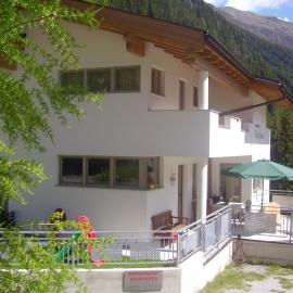 Apart Raphael, hotel em Niederthai