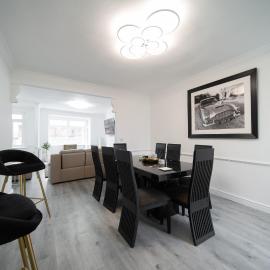 Spacious Duplex Apartment - Perfectly Situated in the Heart of the City, hotel in Blackpool