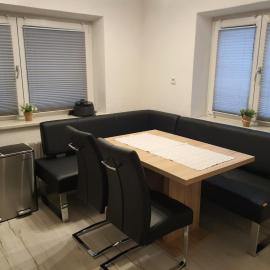 Conveniently Located Alpine Apartment