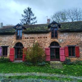 une maison à la campagne, hotel a Fruncé