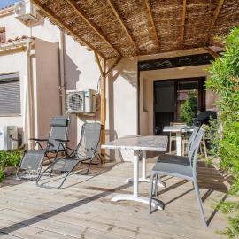 Le Petit Paradis - Studio plage à proximité, hotell i Aregno