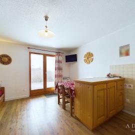 Appartement 2 Pièces Cabine, Centre Station, Proche Remontées, Terrasse Sud, 6 Pers, 2* - FR-1-398-564