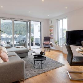 NEU MoselROYAL Luxus 2-4 Pers Design Klima, hotel in Traben-Trarbach