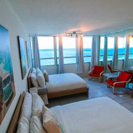 Castle 1133 Ocean view studio, Pool and Beach Access, FREE Parking, Tennis and more!
