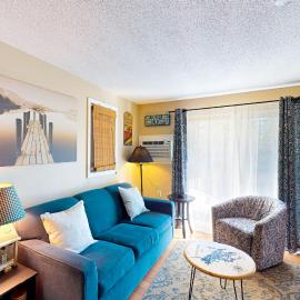 Misty Harbor Resort: Unit 208