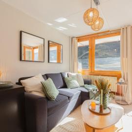Bagnères-de-Bigorre में, होटल Studio 24 m2 - Classé 2 étoiles - LA MONGIE TOURMALET - Pied des Pistes - Balcon Plein Sud - Parking Public