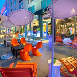 Aloft by Marriott Buffalo Airport，奇托瓦加的飯店