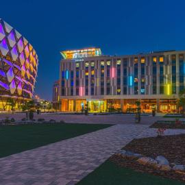 Aloft by Marriott Al Ain: El Ayn şehrinde bir otel