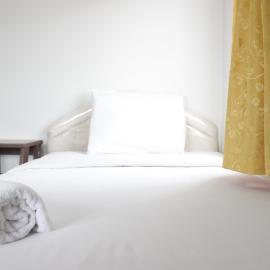 Spacious 2BR Apartment at Pinewood near JATOS By Travelio, hotel u gradu Sumedang