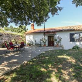 Roža in Sveti Bartol (Haus für 2-3 Personen)